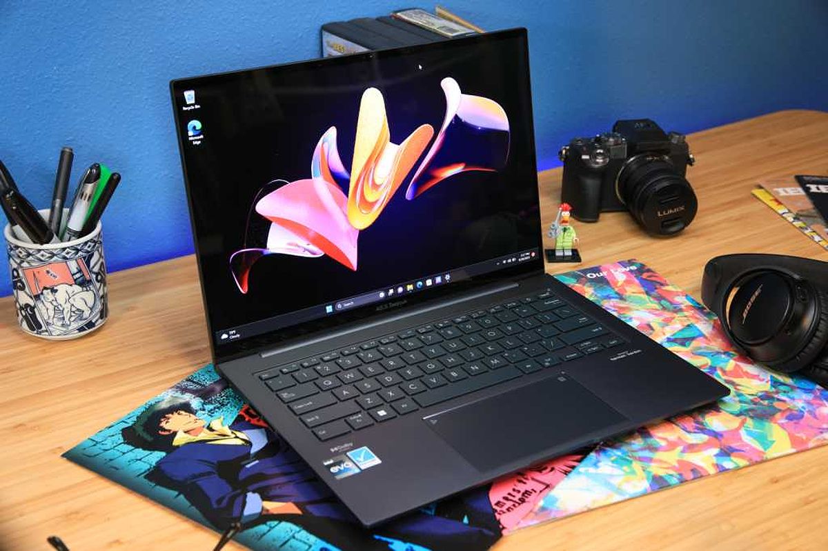 ASUS ZenBook hero image