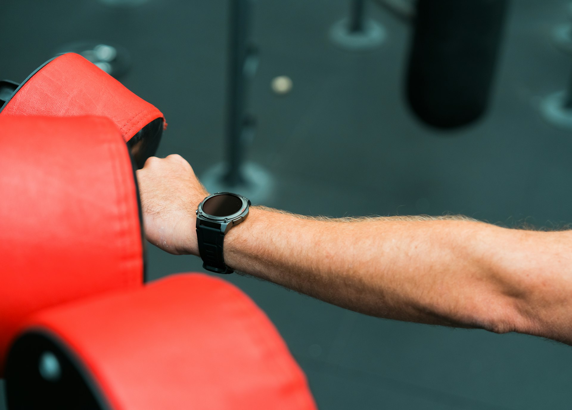 How Wearable Technology Is Transforming Training: Safer, Smarter, and More Effective Workouts